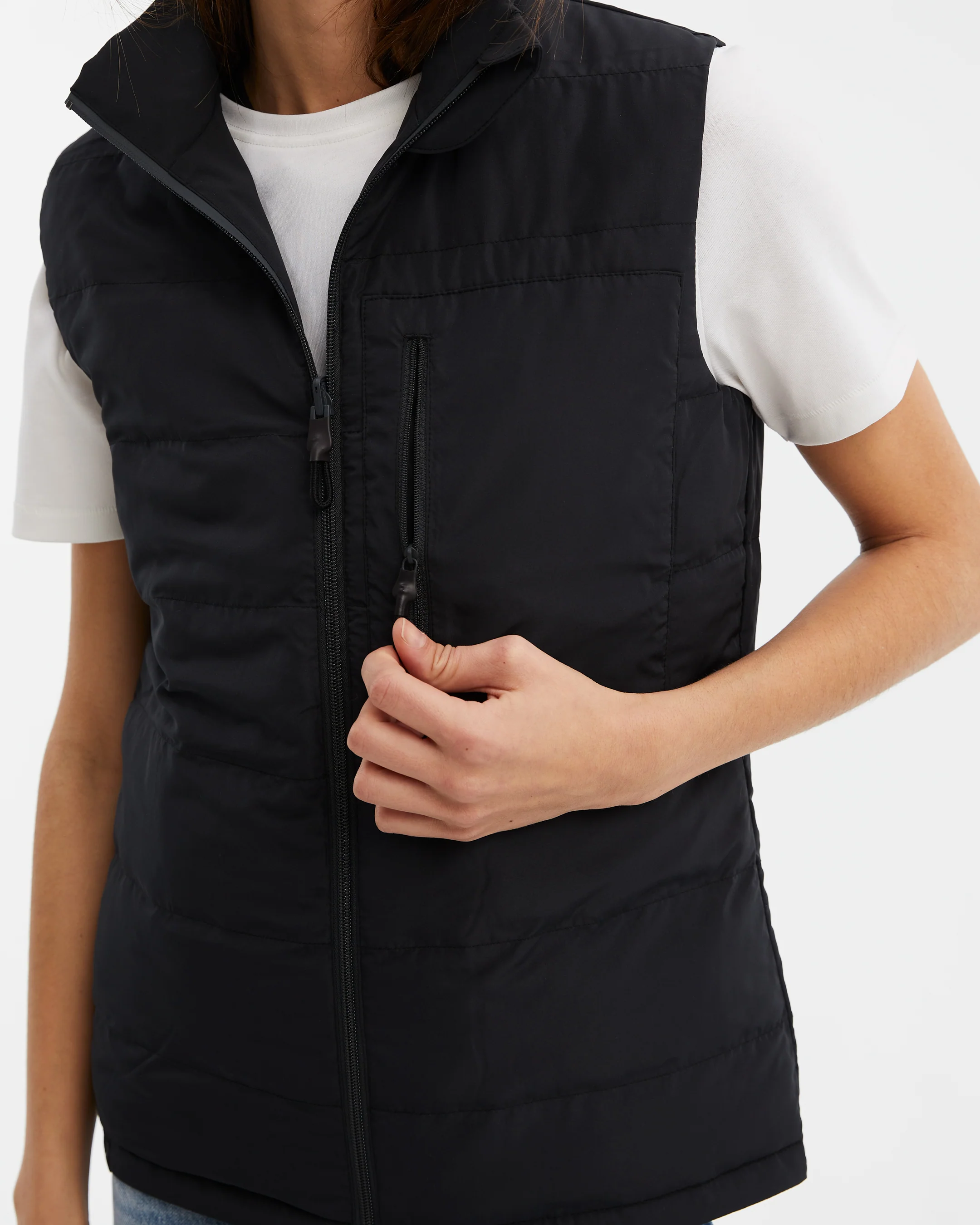 Women's NS40 Reversible Vest Core Black - Image 3