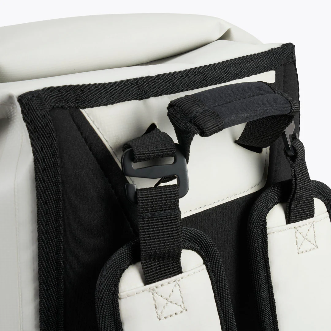 Waterproof Daypack Fog Grey - Image 5